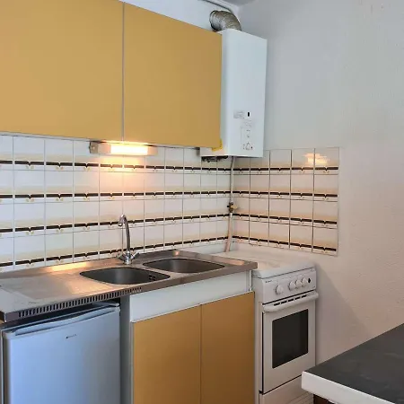 Avec Terrasse, 4 Couchages, Parking Prive - Cap D'agde - Fr-1-249-376 Apartment