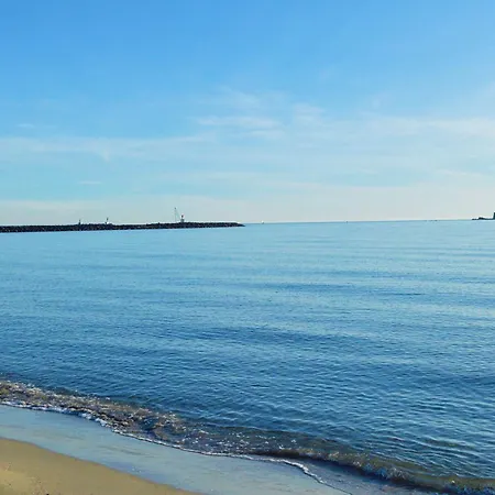 Apartment Avec Terrasse, 4 Couchages, Parking Prive - Cap D'agde - Fr-1-249-376 *